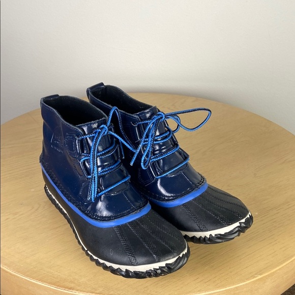 Sorel Shoes - Sorel Out n About Waterproof Duck Boots Snow Winter Spring Rain Navy Blue 7.5